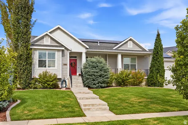 2249 S Parkwood Ln, Kaysville, UT 84037