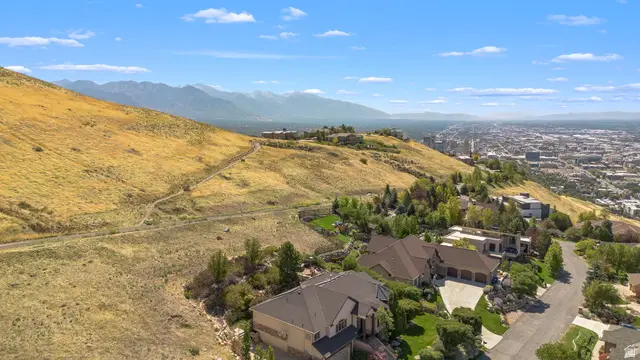 1144 N Twickenham Dr W #137, Salt Lake City, UT 84103 - #3