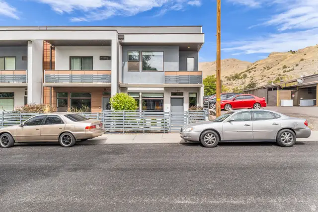 320 W Reed Ave, Salt Lake City, UT 84103 - #3
