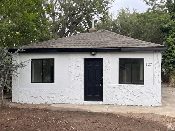 920 N Catherine St W, Salt Lake City, UT 84116