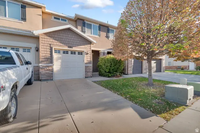 3166 W Desert Lily Dr, Lehi, UT 84043 - #2