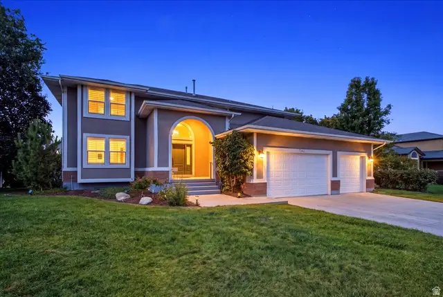 7262 S Towncrest Dr, Cottonwood Heights, UT 84121 - #2