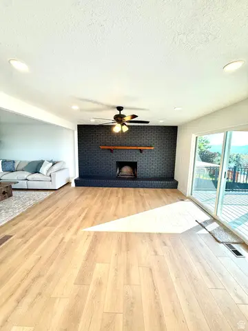 10158 S High Ln, Sandy, UT 84092 - #3