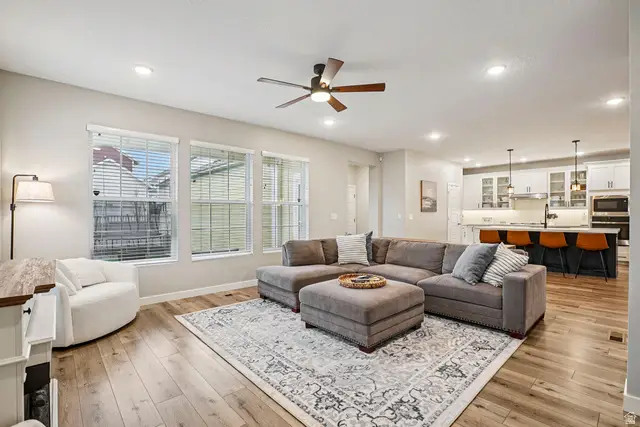 11004 S Holly Springs Dr W, South Jordan, UT 84009 - #3
