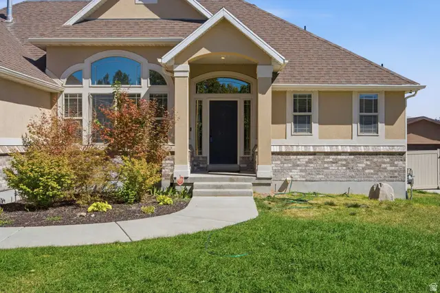 8249 S Maple Fork Dr, West Jordan, UT 84088 - #2