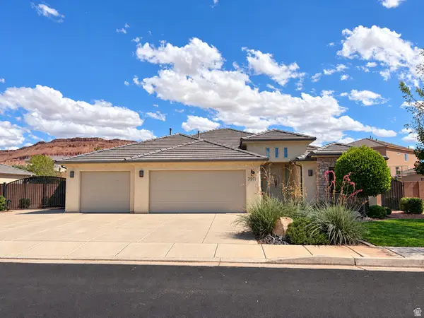 3911 S Sugar Plum Way, Washington, UT 84780