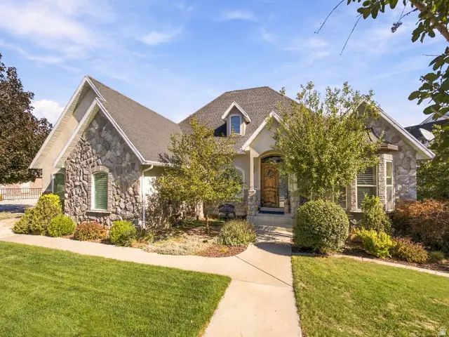 92 W Salem Hills Dr, Elk Ridge, UT 84651 - #2