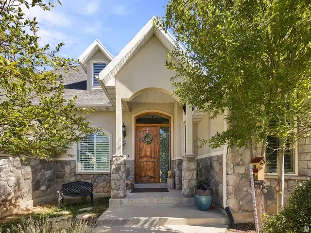 92 W Salem Hills Dr, Elk Ridge, UT 84651 - #3
