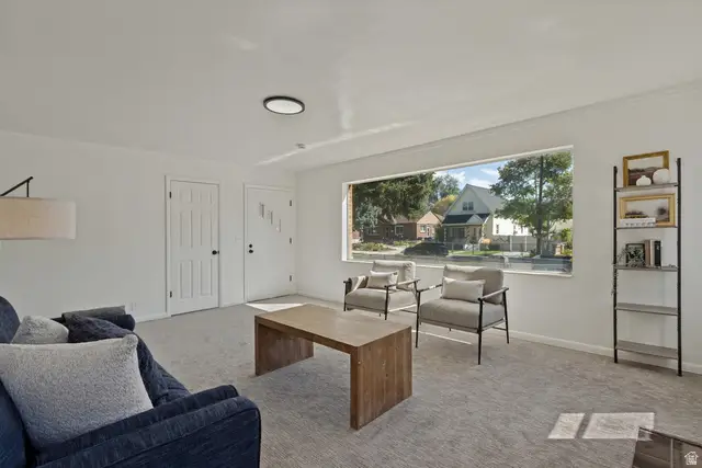 1036 S Jeremy St, Salt Lake City, UT 84104 - #3