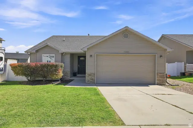 8533 S Sunrise Oak Dr, West Jordan, UT 84081 - #2