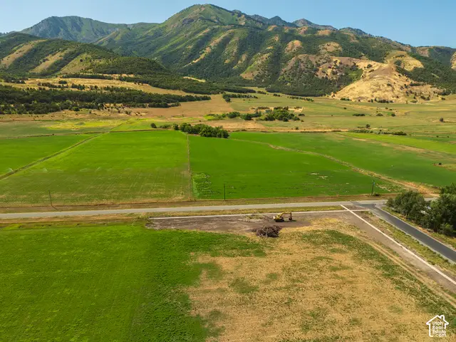 643 S 300 W, Wellsville, UT 84339 - #1