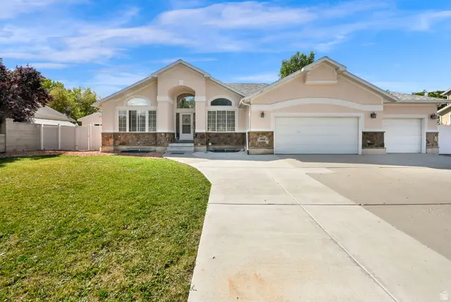 8848 S 2070 W, West Jordan, UT 84088 - #3