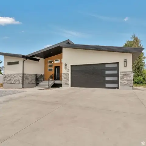 158 W 800 S #4, Orem, UT 84058