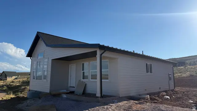 356 W Hawk Cir, Garden City, UT 84028 - #3