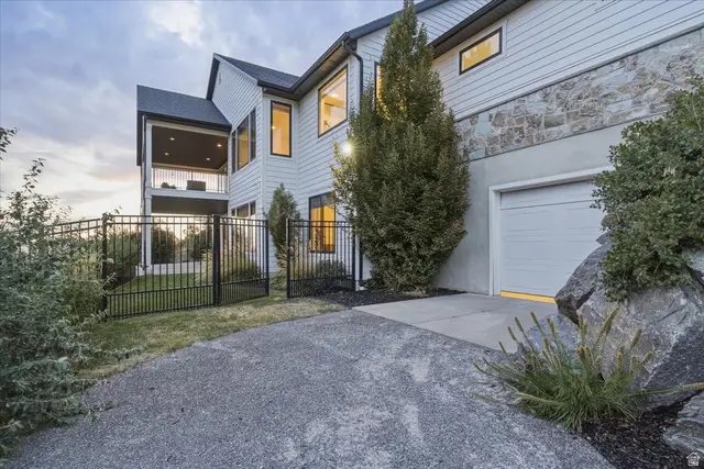 2522 E Thurston Ln, Layton, UT 84040 - #2