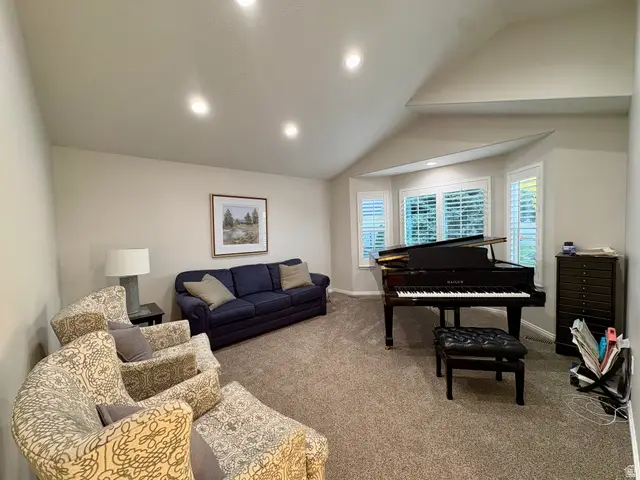 9845 N 6130 W, Highland, UT 84003 - #3