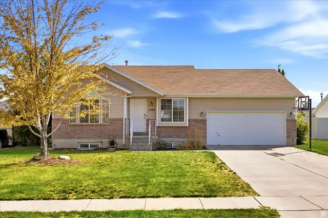 1562 N 2030 W, Clinton, UT 84015 - #2