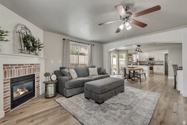 338 W Rye Dr N, Saratoga Springs, UT 84045 - #2