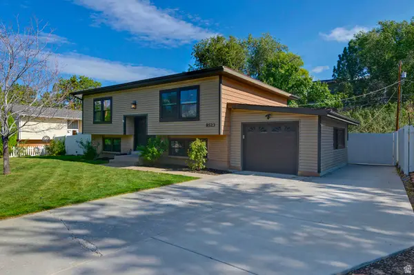 8523 S Kelsch Dr E, Sandy, UT 84093