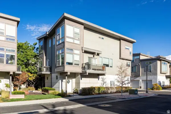 7748 S Rooftop Dr W, Midvale, UT 84047