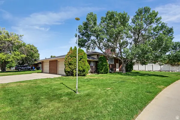 1390 W Marinwood Ave S, Taylorsville, UT 84123