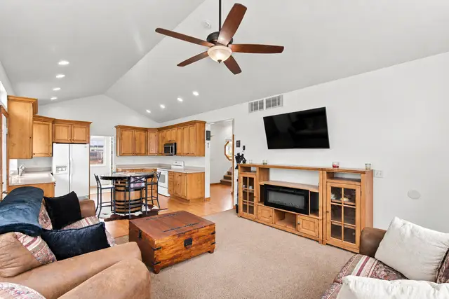544 N 360 E, Salem, UT 84653 - #3
