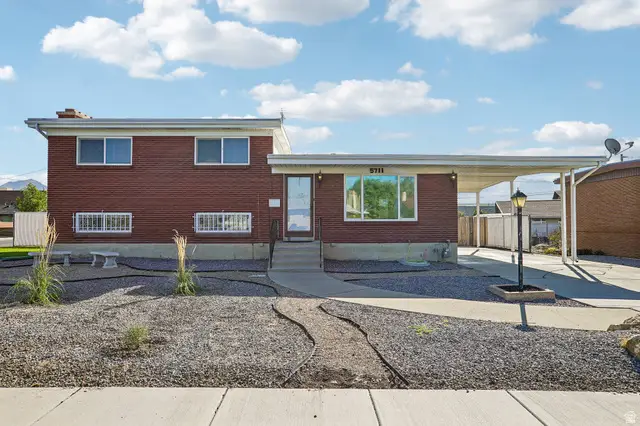 5711 S Sagewood W, Murray, UT 84107 - #1