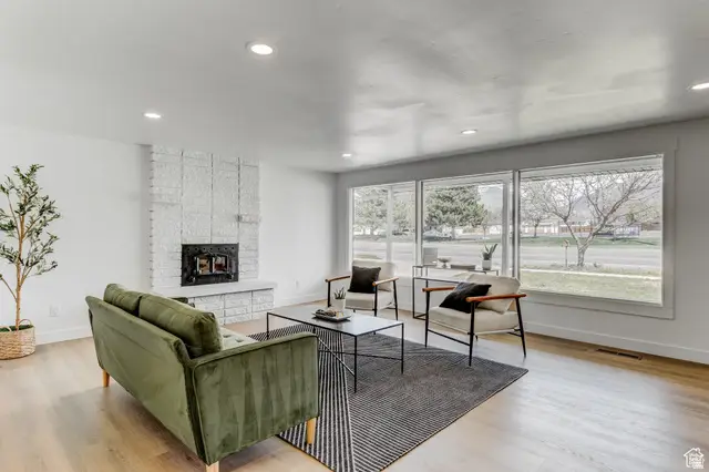 8560 S 700 E, Sandy, UT 84070 - #2