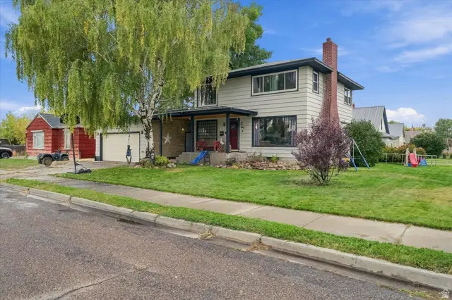 195 N 6th St W, Montpelier, ID 83254 - #2