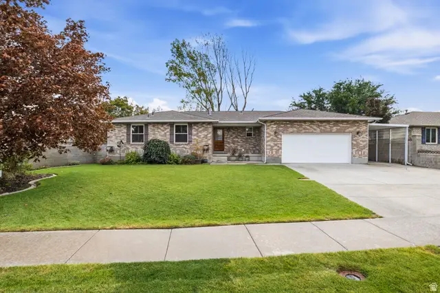 9477 S Kirkside Dr W, South Jordan, UT 84009 - #1