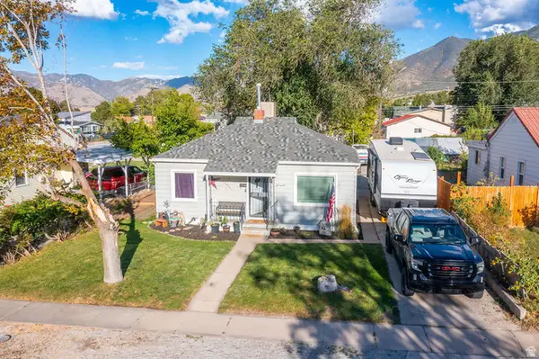 490 N Parkway Ave E, Tooele, UT 84074