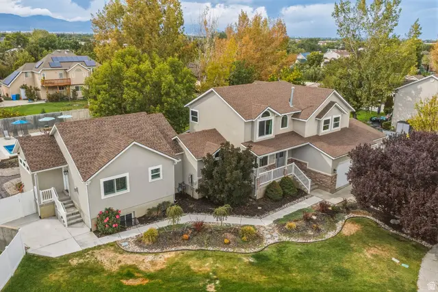 13106 S South Blaze Ct W, Riverton, UT 84065 - #2