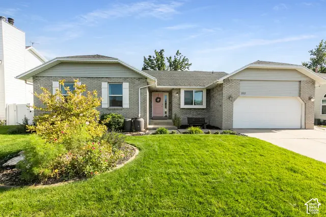 533 W Valley Dr N, Centerville, UT 84014 - #1