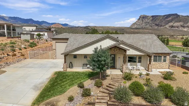 346 W Center St, Toquerville, UT 84774 - #1