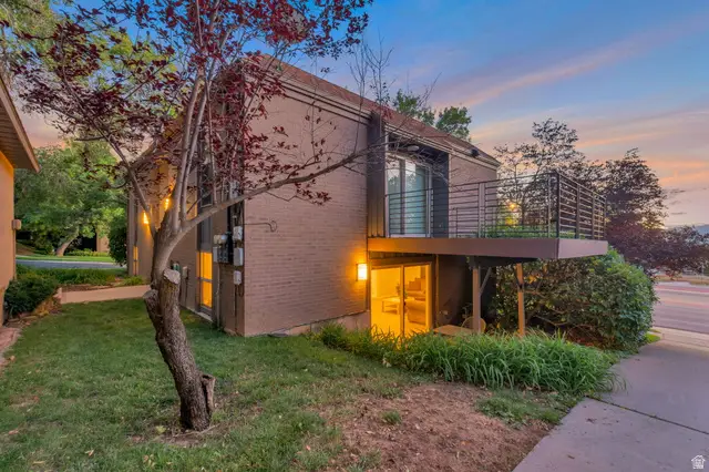 1833 S Paschal Cir E, Salt Lake City, UT 84108 - #2