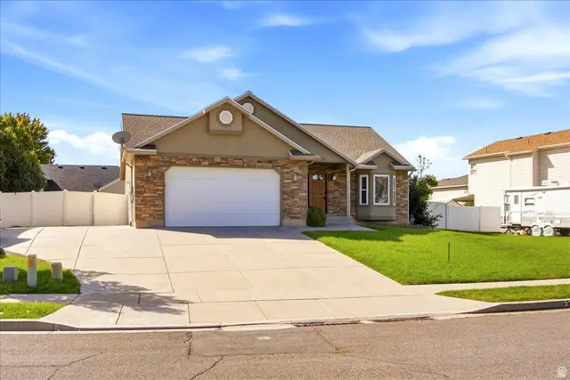 271 W 1825 N, North Ogden, UT 84414 - #2