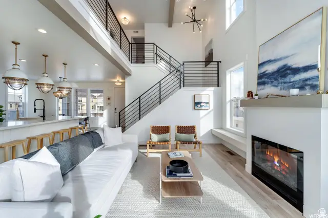 7576 S Clipper Hill Rd W #401, West Jordan, UT 84081 - #3
