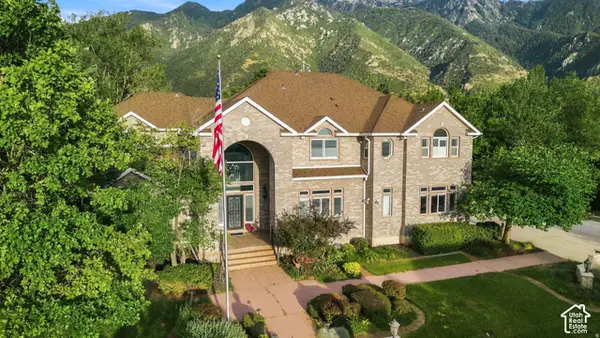 37 Wanderwood Way, Sandy, UT 84092