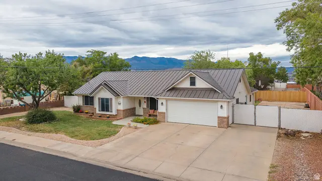 89 E 1050 N, Hurricane, UT 84737 - #3
