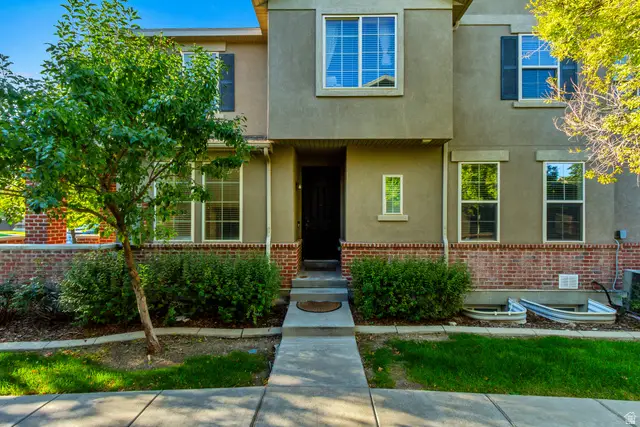 3075 S Crews Ct, West Valley City, UT 84120 - #1