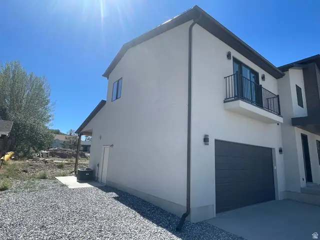 73 W 400 S, Santaquin, UT 84655 - #2
