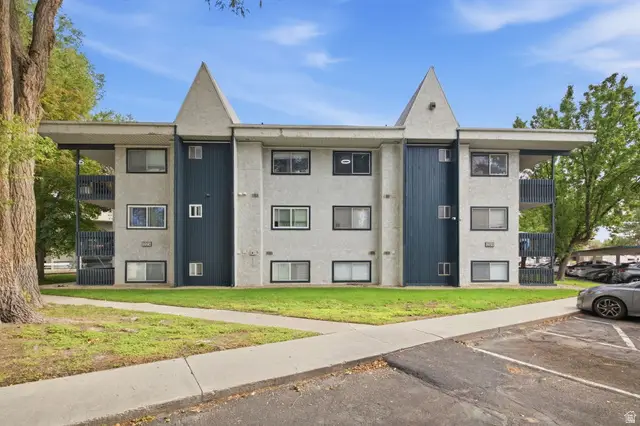 219 E Hill Ave #1, Salt Lake City, UT 84107 - #2