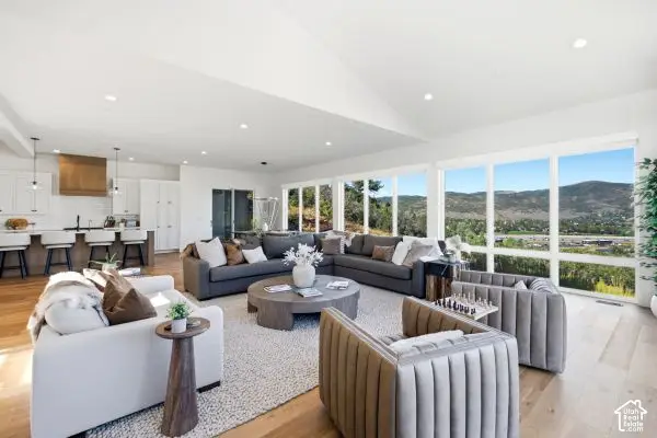 4388 W Discovery Way #205, Park City, UT 84098