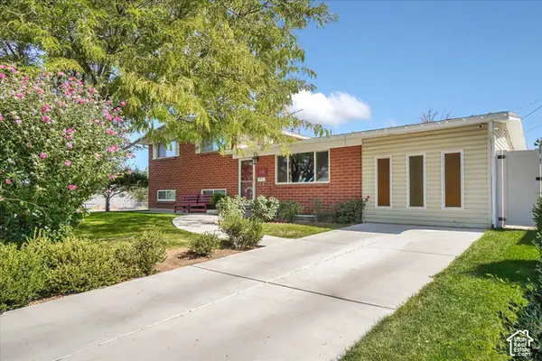 698 N Parkway Ave, Tooele, UT 84074