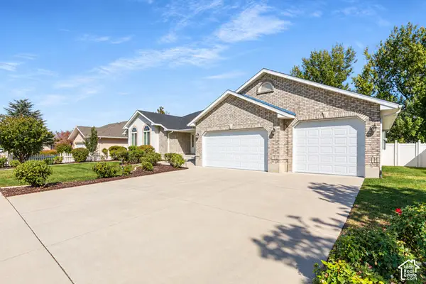 10121 S Eden Ridge Dr W, South Jordan, UT 84095