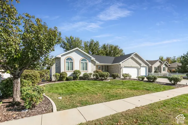 10121 S Eden Ridge Dr W, South Jordan, UT 84095 - #2