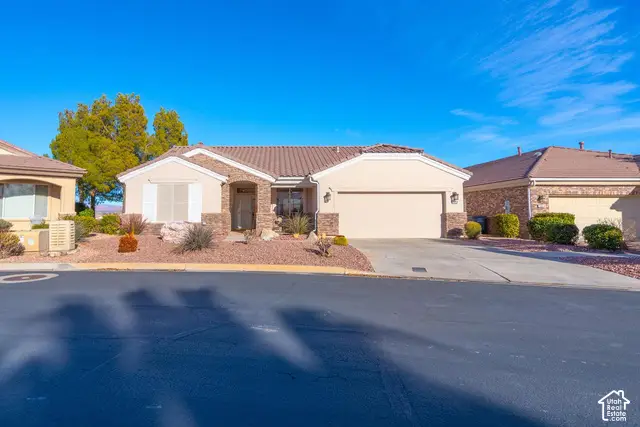 1554 W Poppy Hills Cir, Saint George, UT 84790 - #1