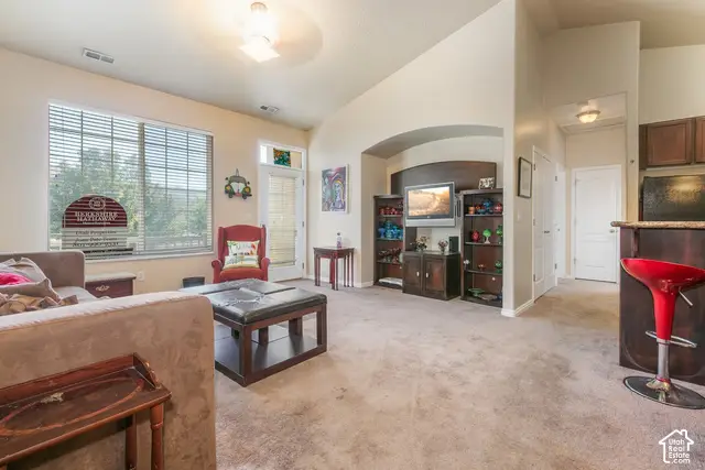 713 W Buckingham Dr, North Salt Lake, UT 84054 - #3
