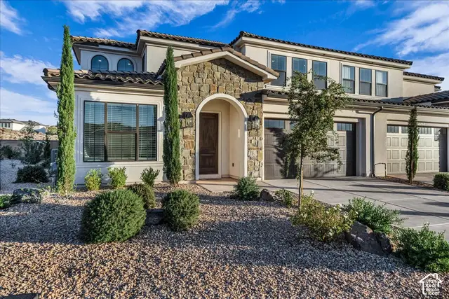 2310 E Arena Roja Dr, Washington, UT 84780 - #3