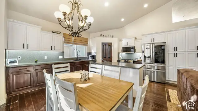 248 E Gold Leaf Cir, Draper, UT 84020 - #2
